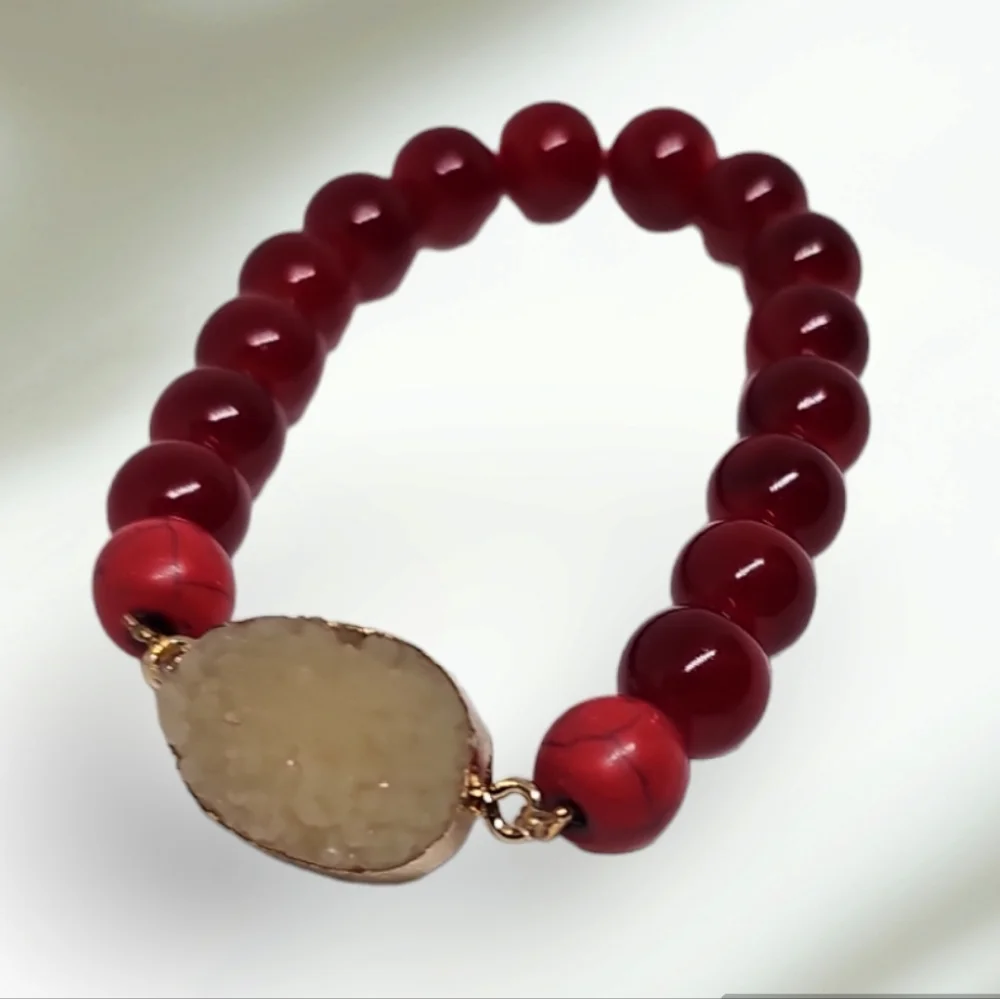 Vintage Red Seaglass Gemstone & Druzy Stone Bracelet.