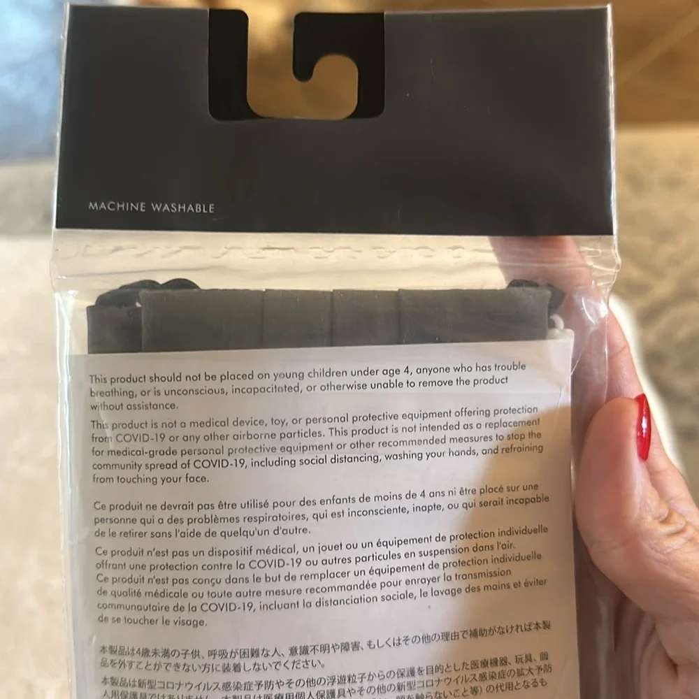 Banana republic face masks new set of 5
