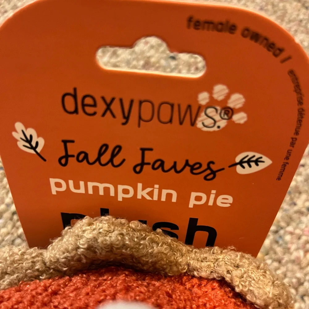 🆕 Dexy Paws Pumpkin Pie Dog Toy