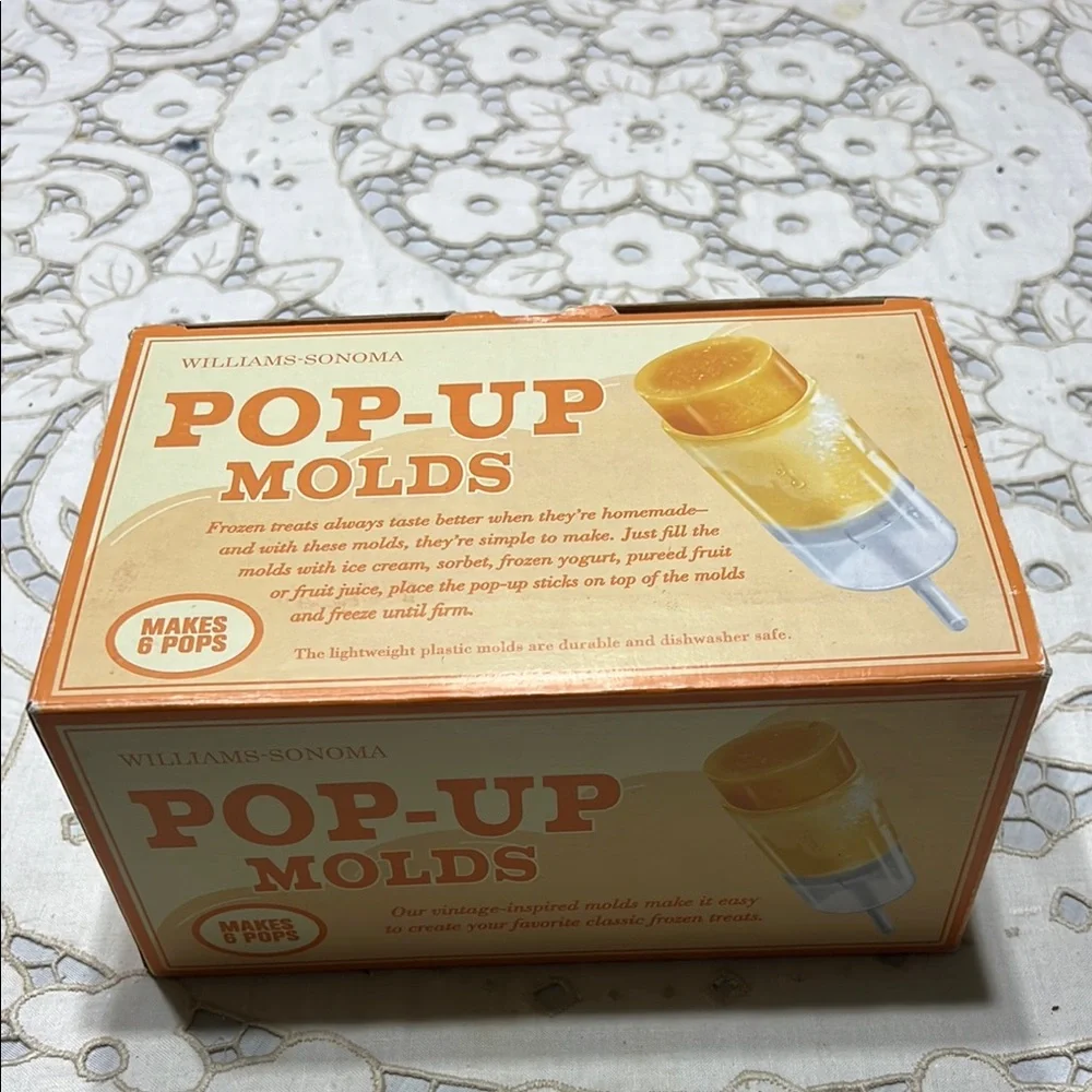 Williams Sonoma Pop-Up Molds - Orange