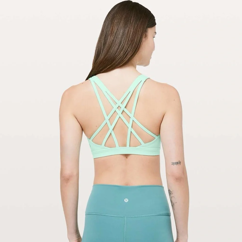 Lululemon Free To Be Serene Bra *C/D cup ☘️
