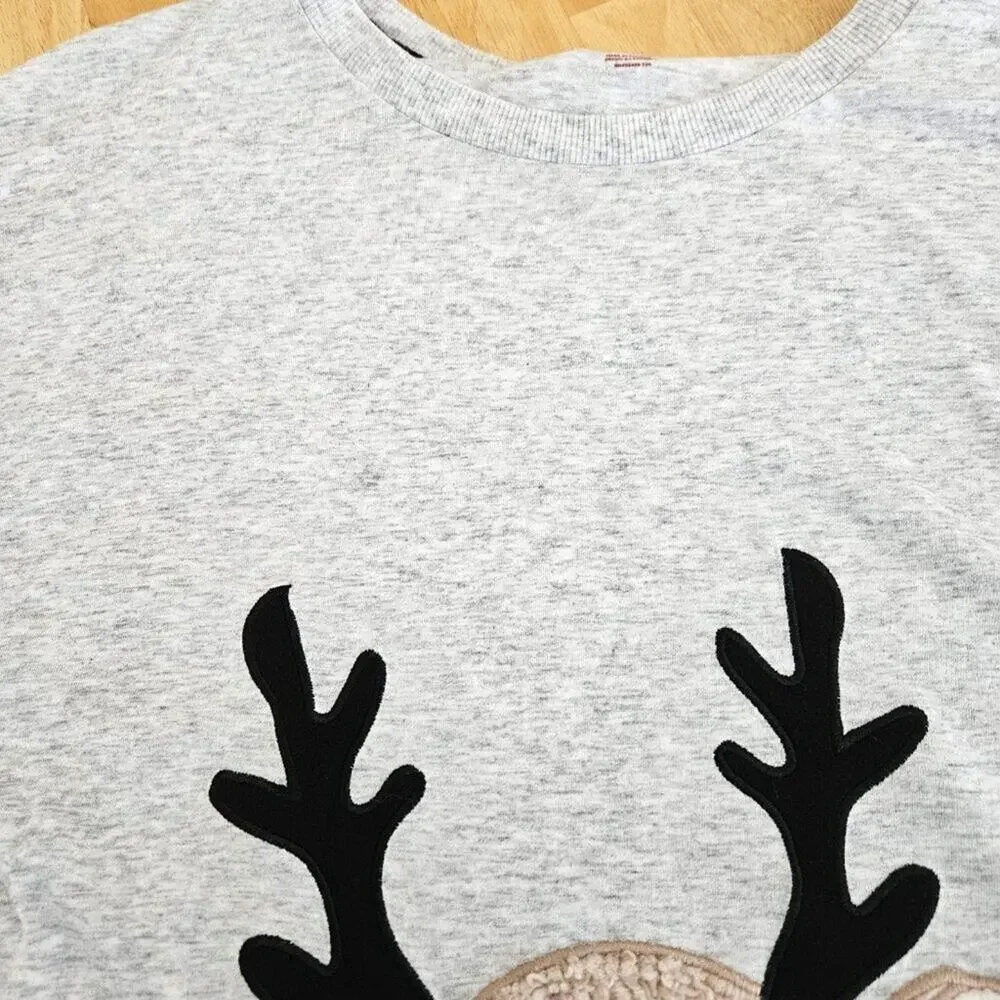Holiday Time X-Mas 3D Reindeer Fuzzy “Oh Deer” Graphic Gray T-Shirt -2XL