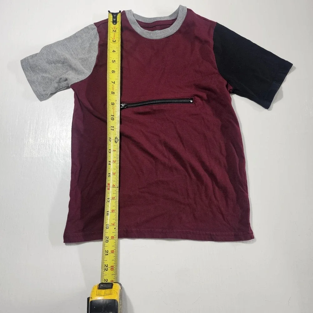 365 Kids Garanimals Boys Size 10 Burgundy  Peaking Eyes Behind Zipper