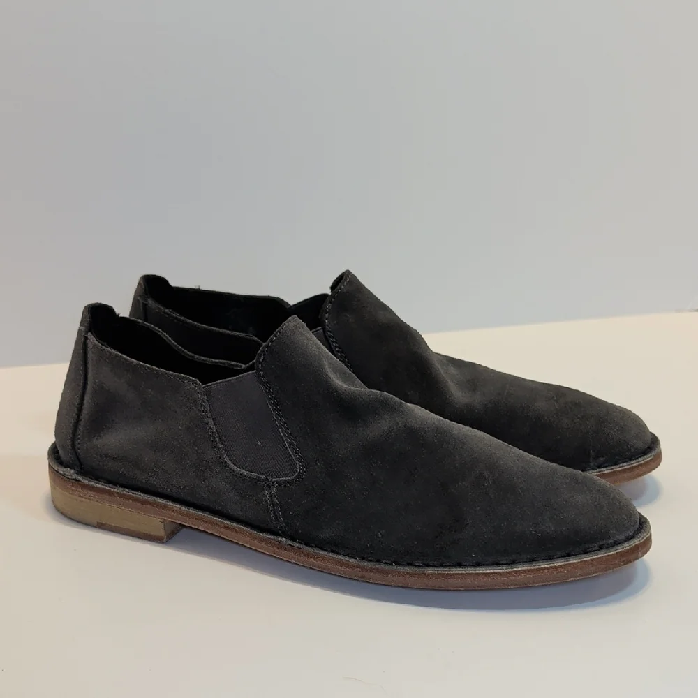Vince Men's Suede Loafers Size 9.5