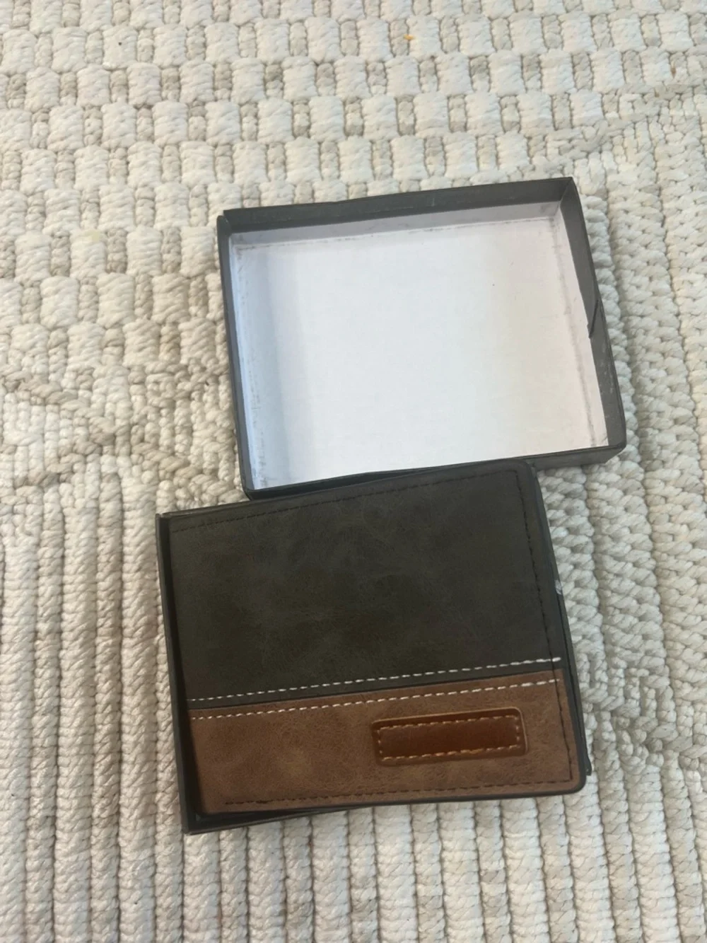 Men’s Two Tone Bifold Wallet Gray Brown Zipper Pocket Gift Box New