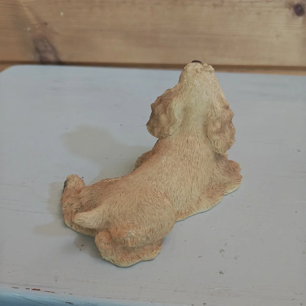 Vintage United Design Stone Critters Resting Cocker Spaniel Blonde SC-1319