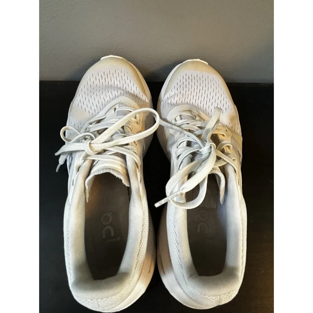 On Cloud Running Cloudpulse Ivory Tumertic Women's 6.5 Cross Training Sneaker