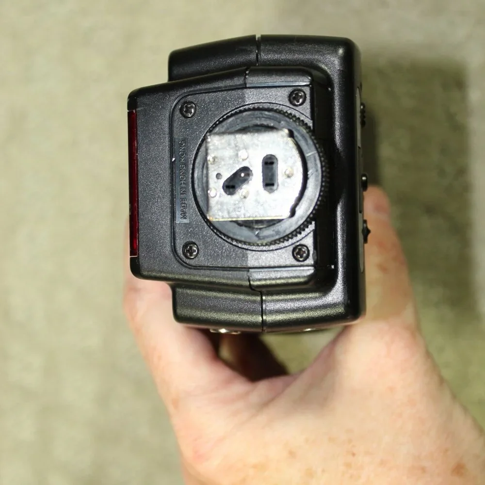 LumoPro LP160 Quad Sync External Camera Flash
