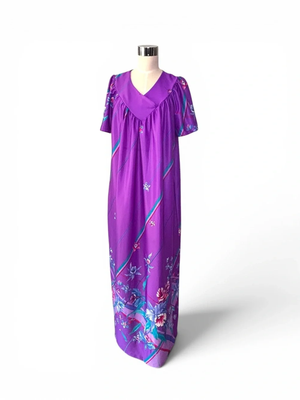 70s Miss California Orchid Dream Lounge Gown