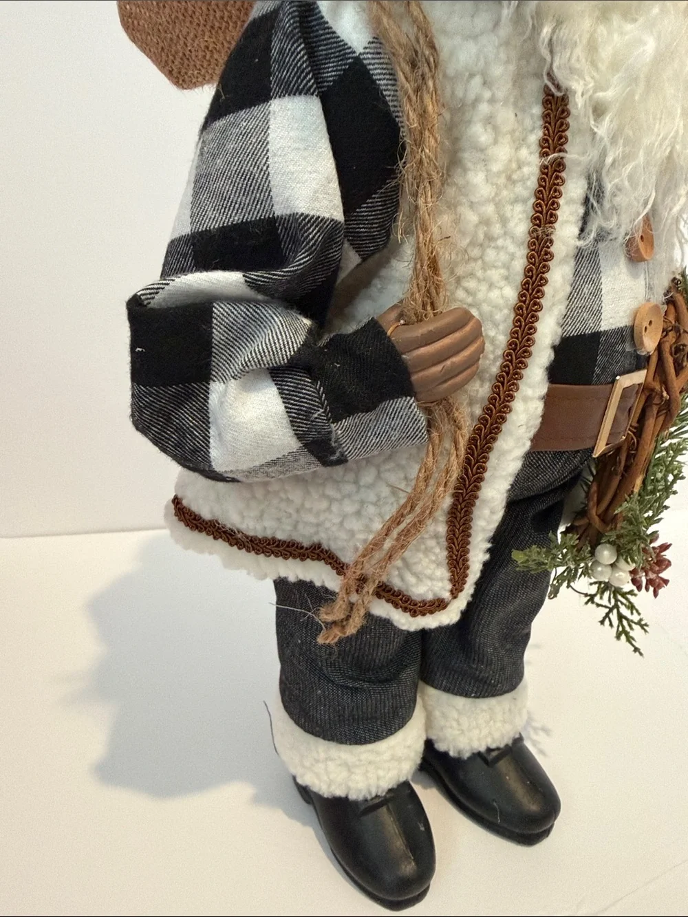 Holiday Lane African American Santa Figurine in Black & White Plaid EUC