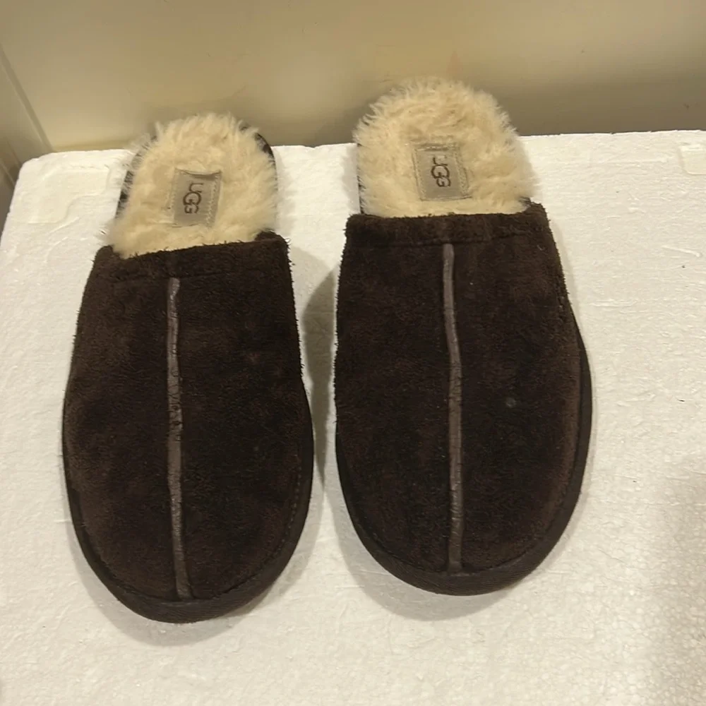UGG “Scuff” brown suede shearling lined SlipOn slippers slides 1101111 size 10