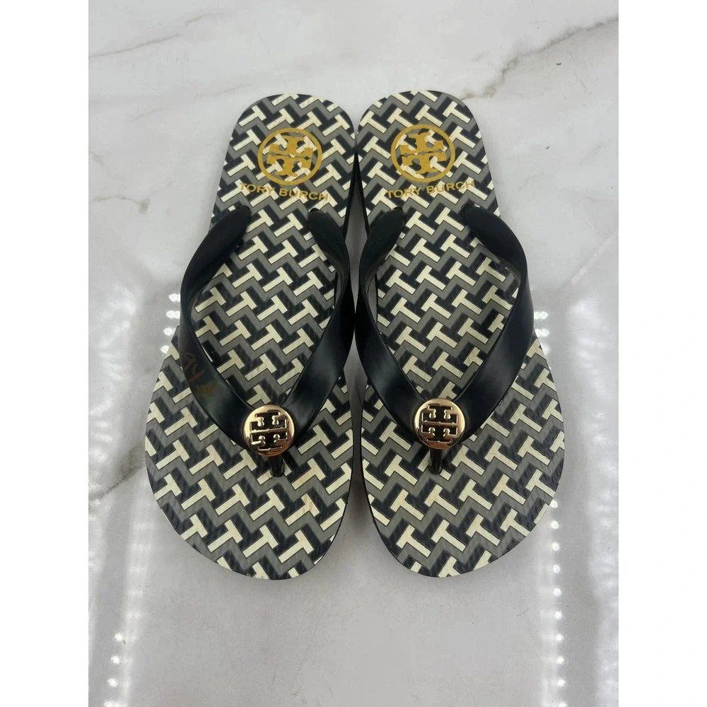 Tory Burch Flip Flop Sandals 5M Black Geometric Monogram Gold Logo Medallion