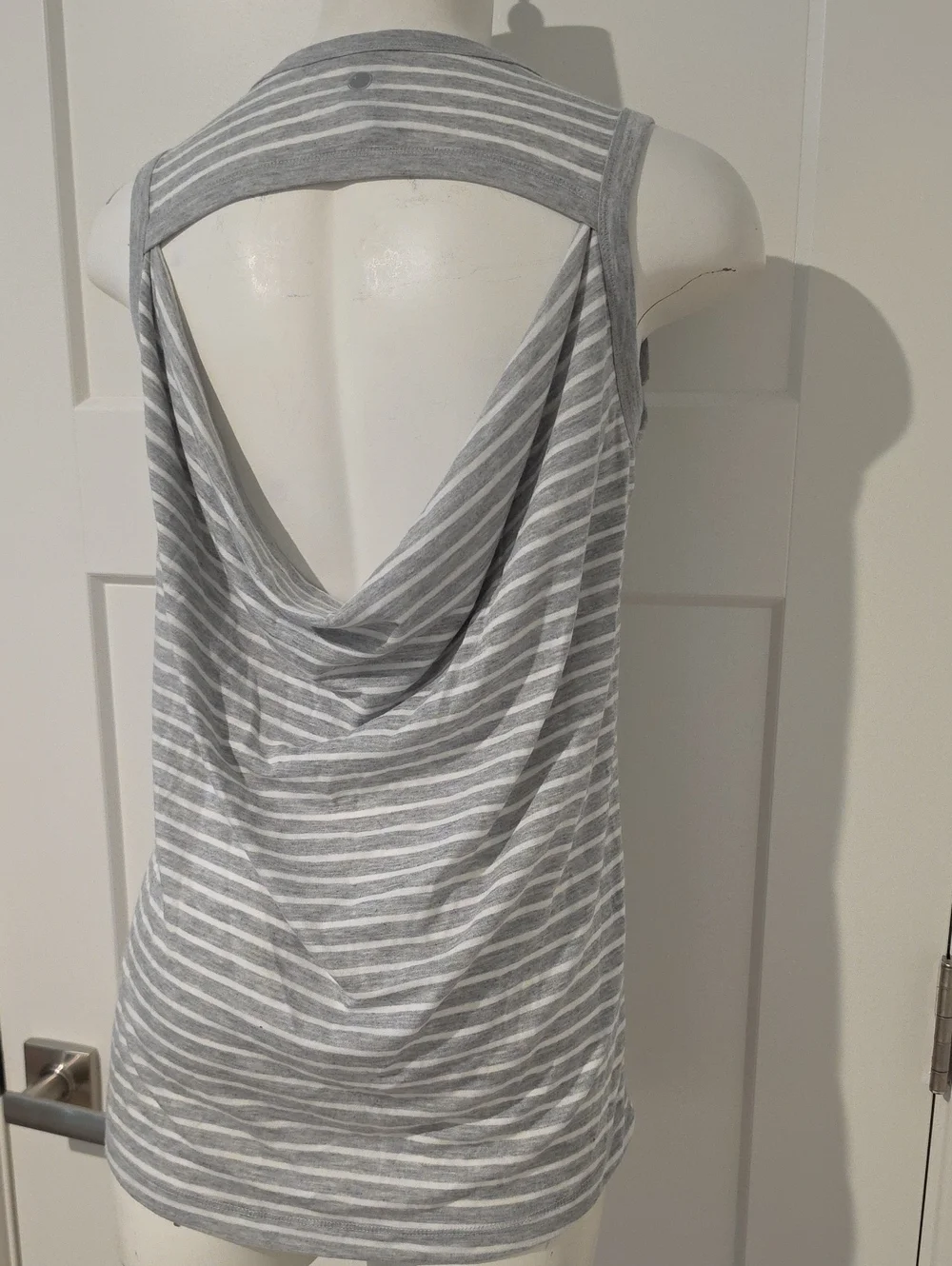 NWT Yogalicious Striped Sleeveless Tank Top With Open Drape Back