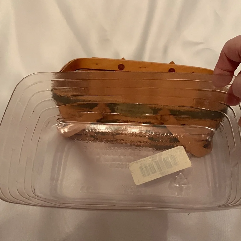 Longaberger 2001 Woven Memories Basket and protector, Signed by Family M…