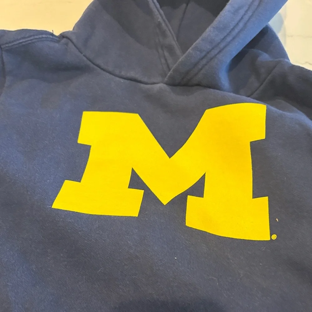 Fanatics Black Hoodie