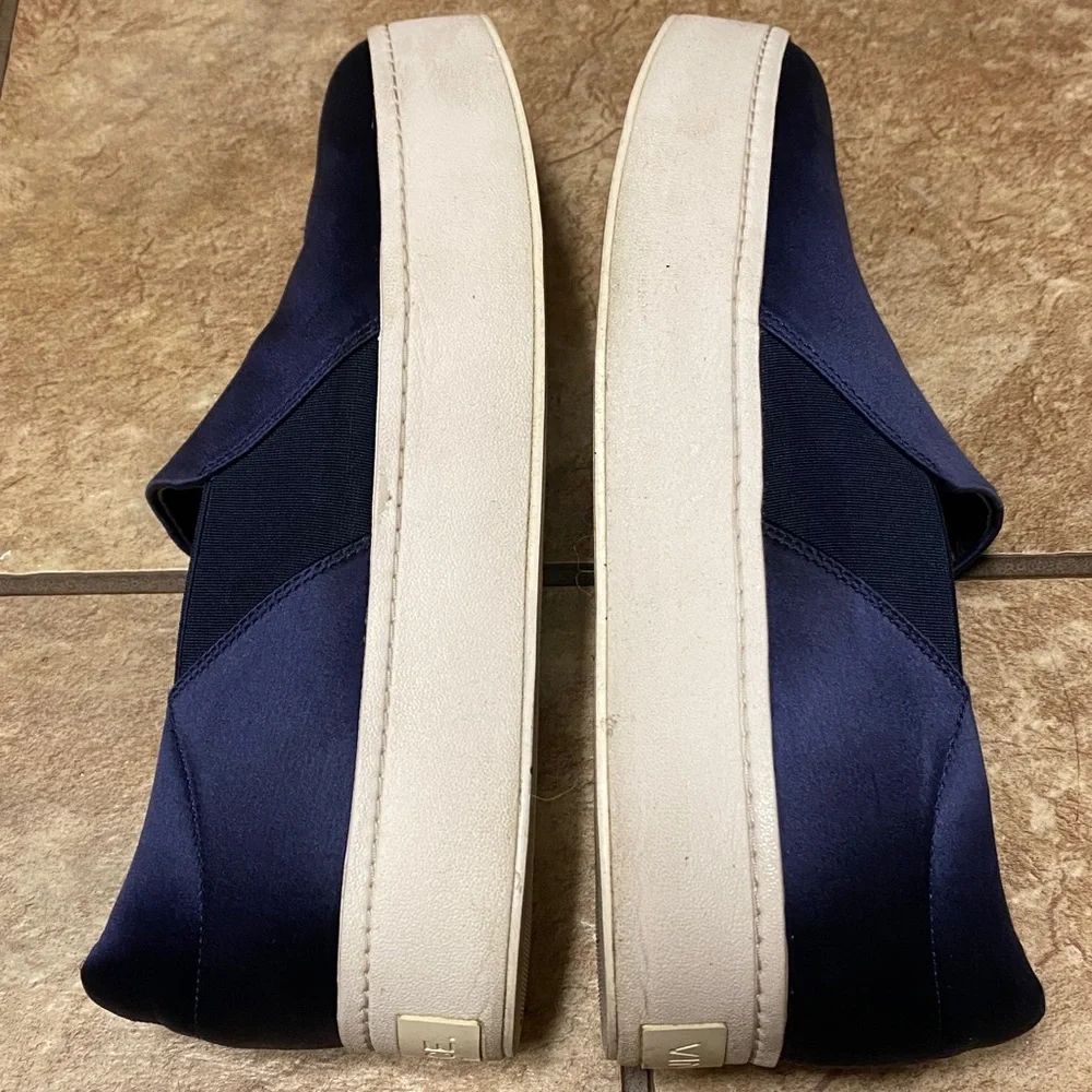 Vince  Navy Blue Satin Size 9.5M Slip-On Platform Sneakers