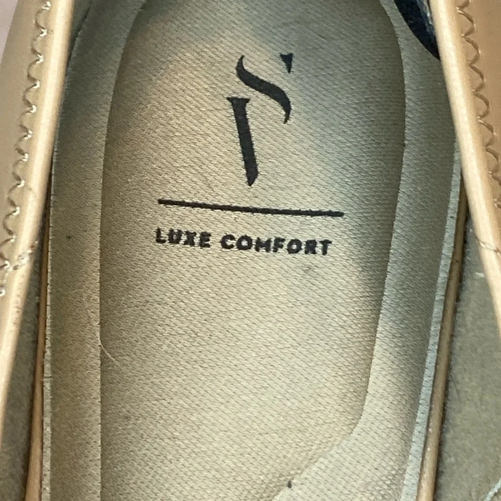 Simply Vera Vera Wang Cream Flats Elegant Minimalist Design