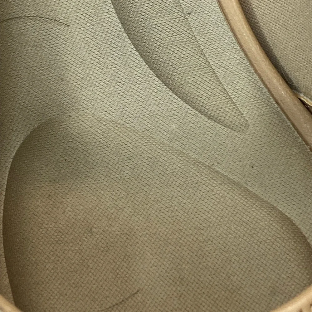 Simply Vera Vera Wang Cream Flats Elegant Minimalist Design