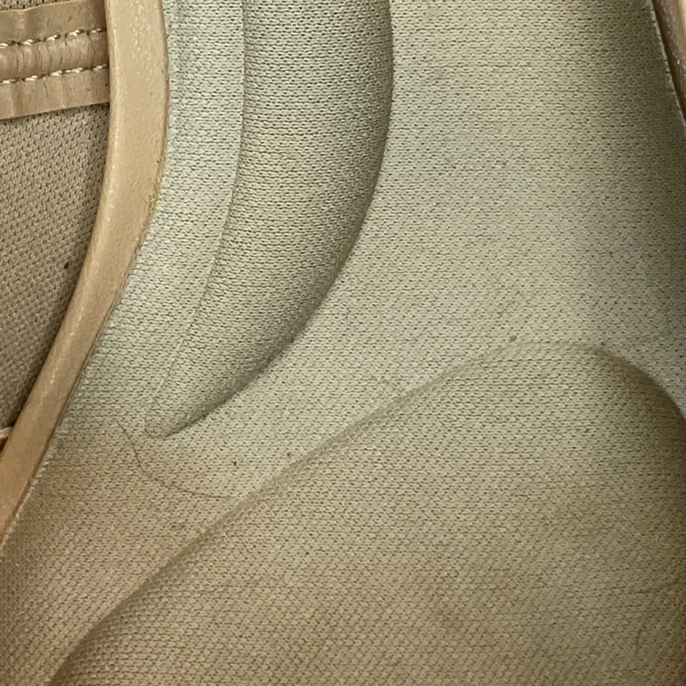 Simply Vera Vera Wang Cream Flats Elegant Minimalist Design