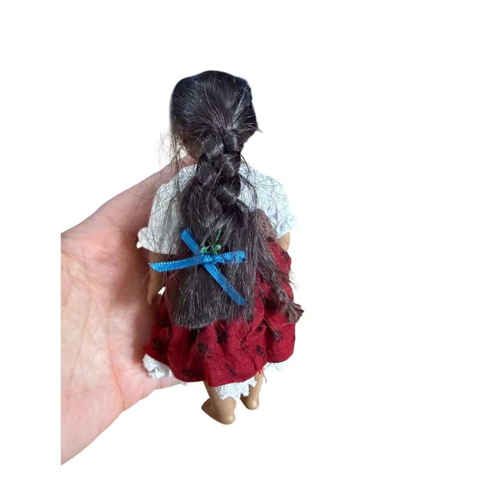Pleasant Company‎ American Girl Josefina mini doll collectible