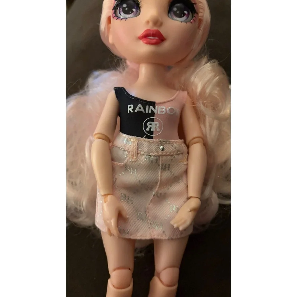 Rainbow High Bella Parker #2‎  Fashion Doll Pink Hair Skirt Pink Shoes RH2