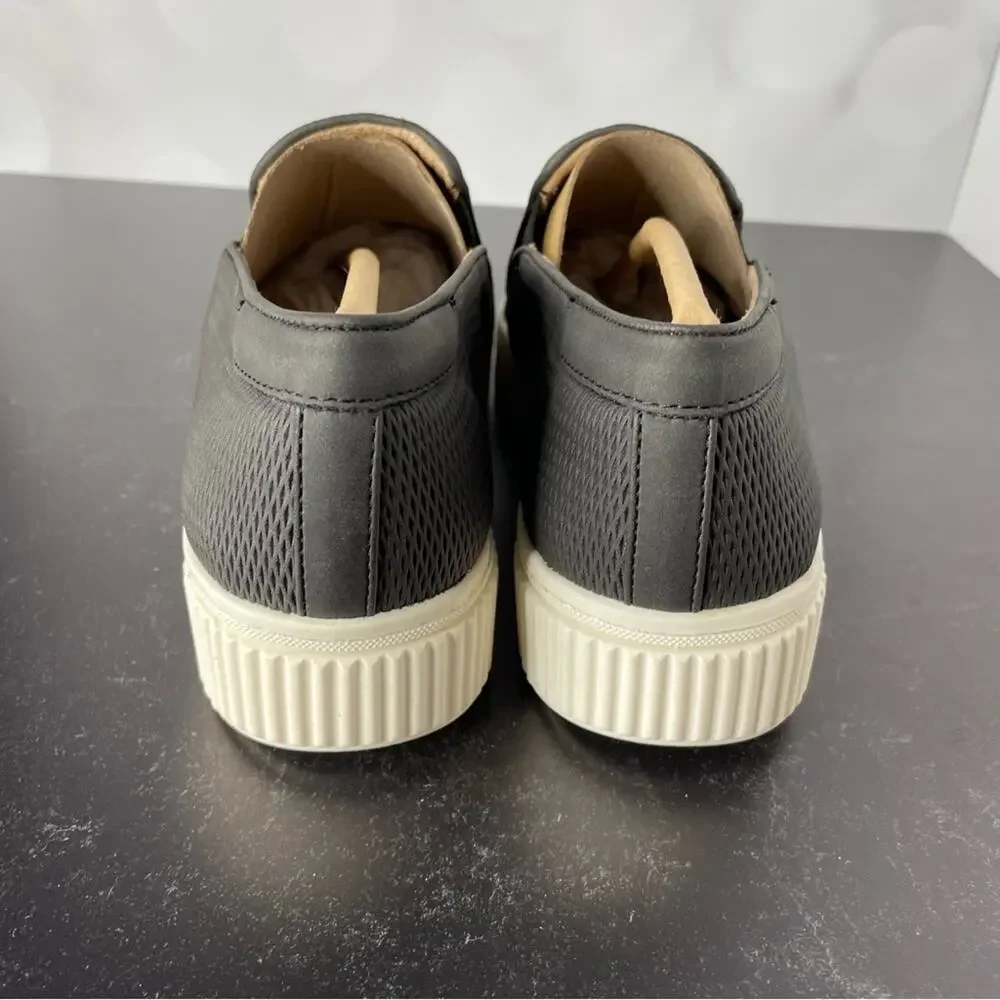 SOUL NATURALIZER Women’s Tia Slip-On Sneakers Black Faux Leather Sz 10