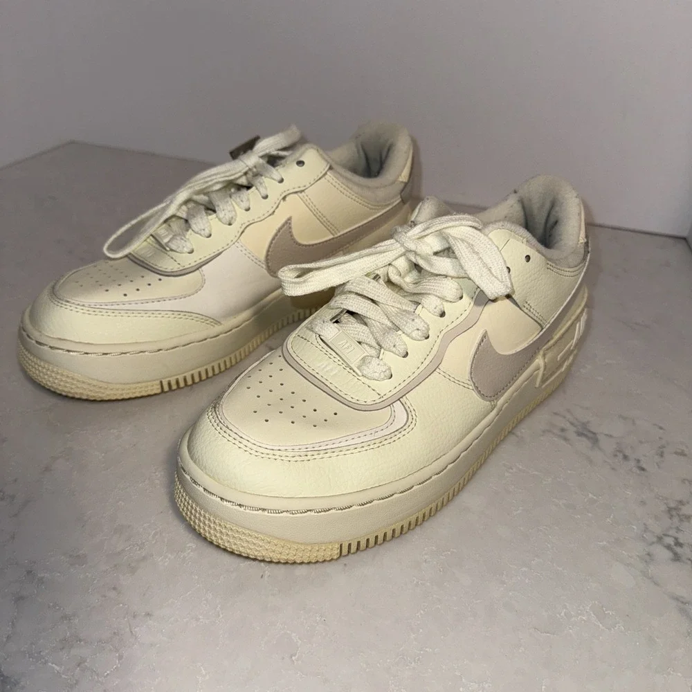 Nike Air Force 1 White Leather Low Top Platforms  Women's Size 8