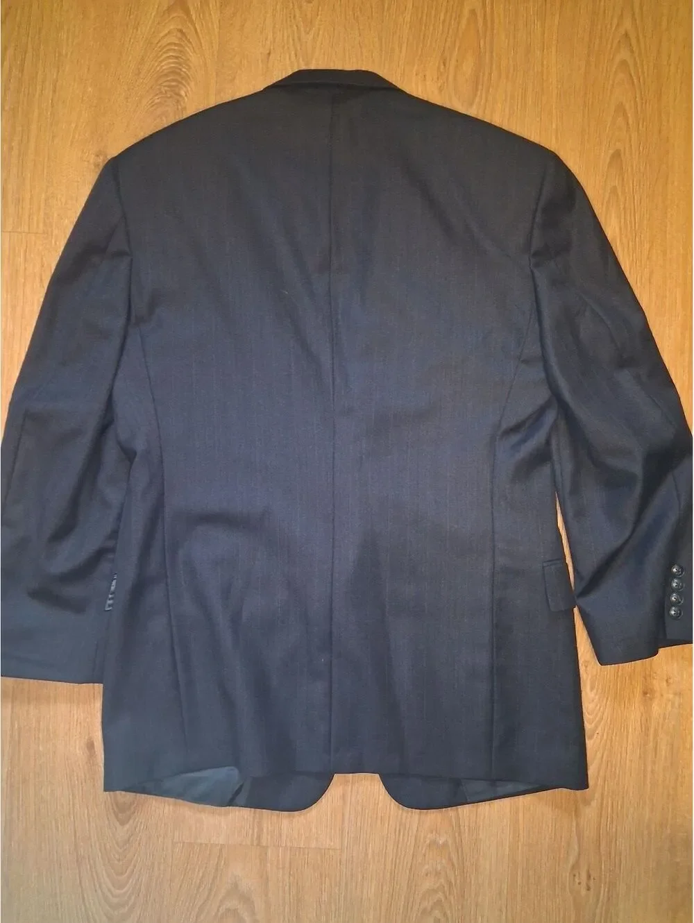 Hart Schaffner Marx 2 PC Suit 40R 32x30 Gray Striped Wool