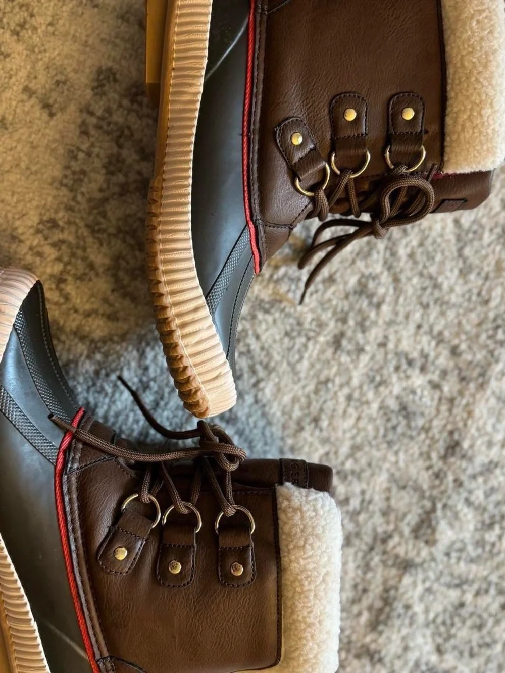 Women’s Tommy Hilfiger Winter Boots Size 9