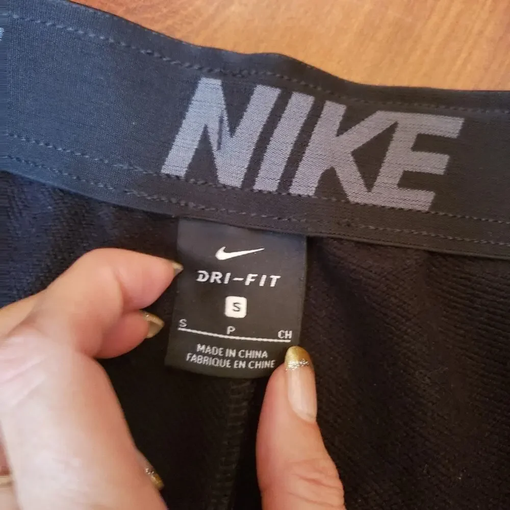 NIKE THERMAL ESSENTIAL BLACK RUNNING PANTS SIZE SMALL