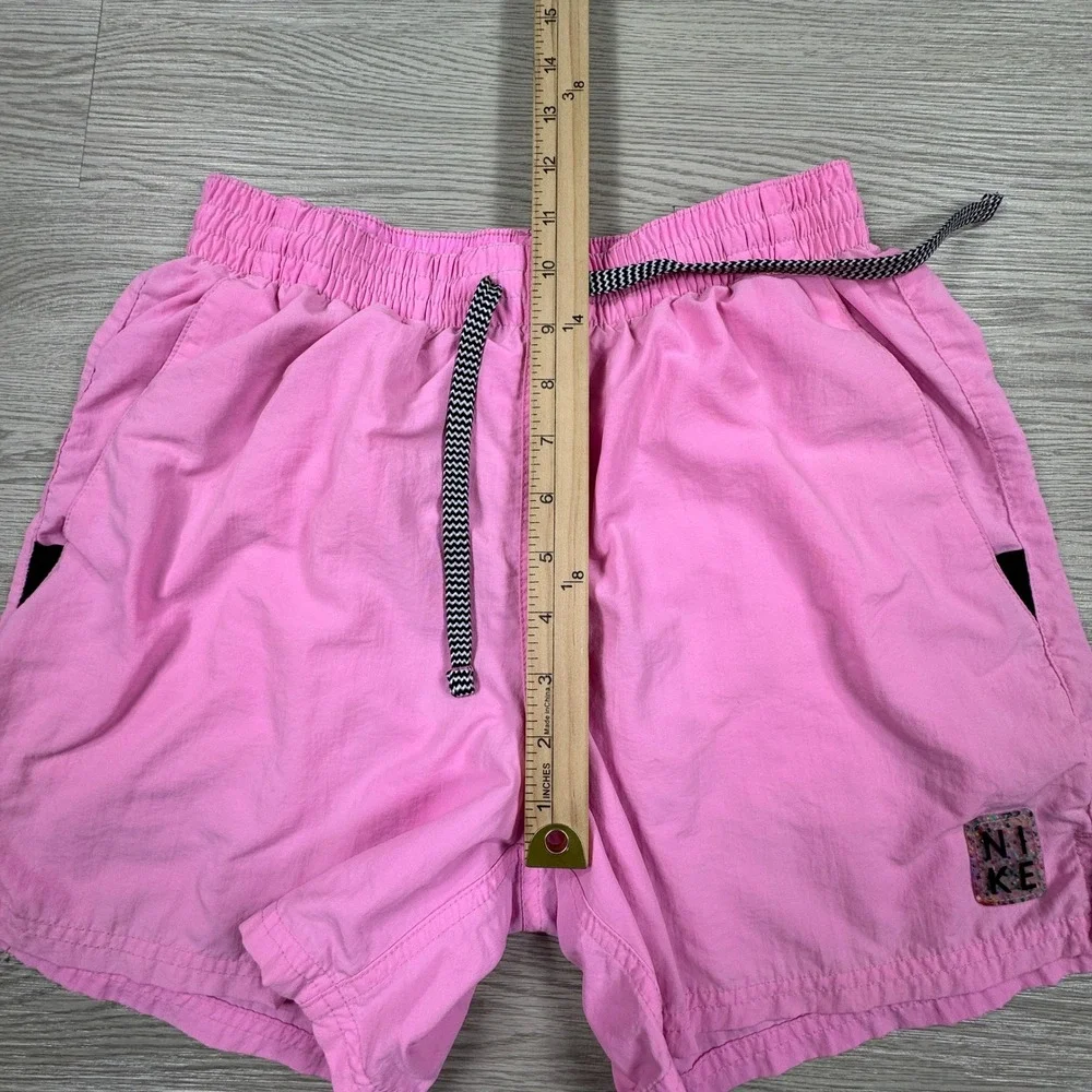 Nike Men's Swim Trunks Volley Shorts Pink Small Mesh Lined Board Shorts‎ 4 Inch