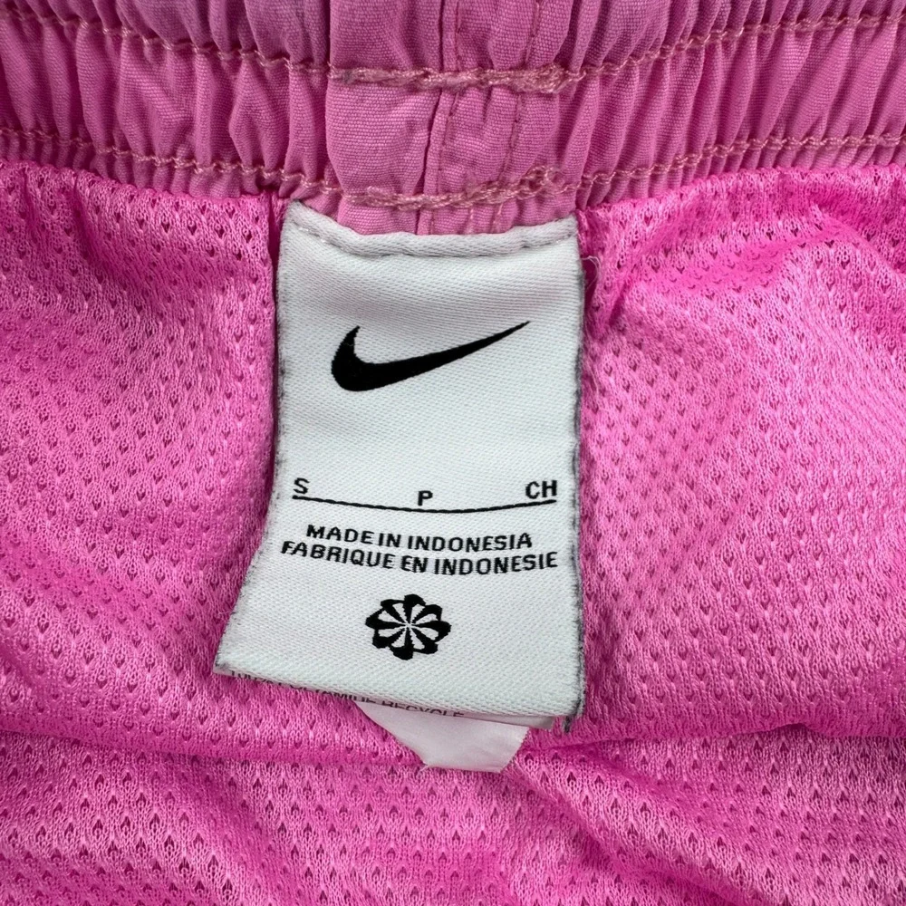 Nike Men's Swim Trunks Volley Shorts Pink Small Mesh Lined Board Shorts‎ 4 Inch