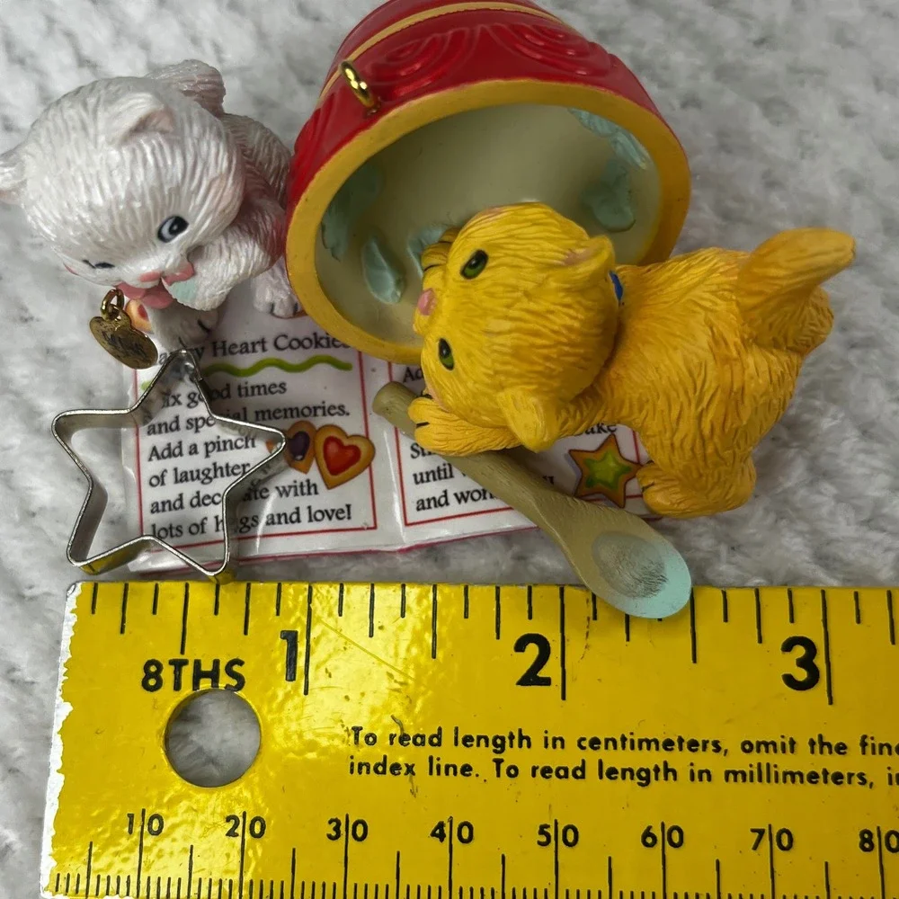 Heirloom Collection Merry Mischief Makers‎ Kitten #10 in Series