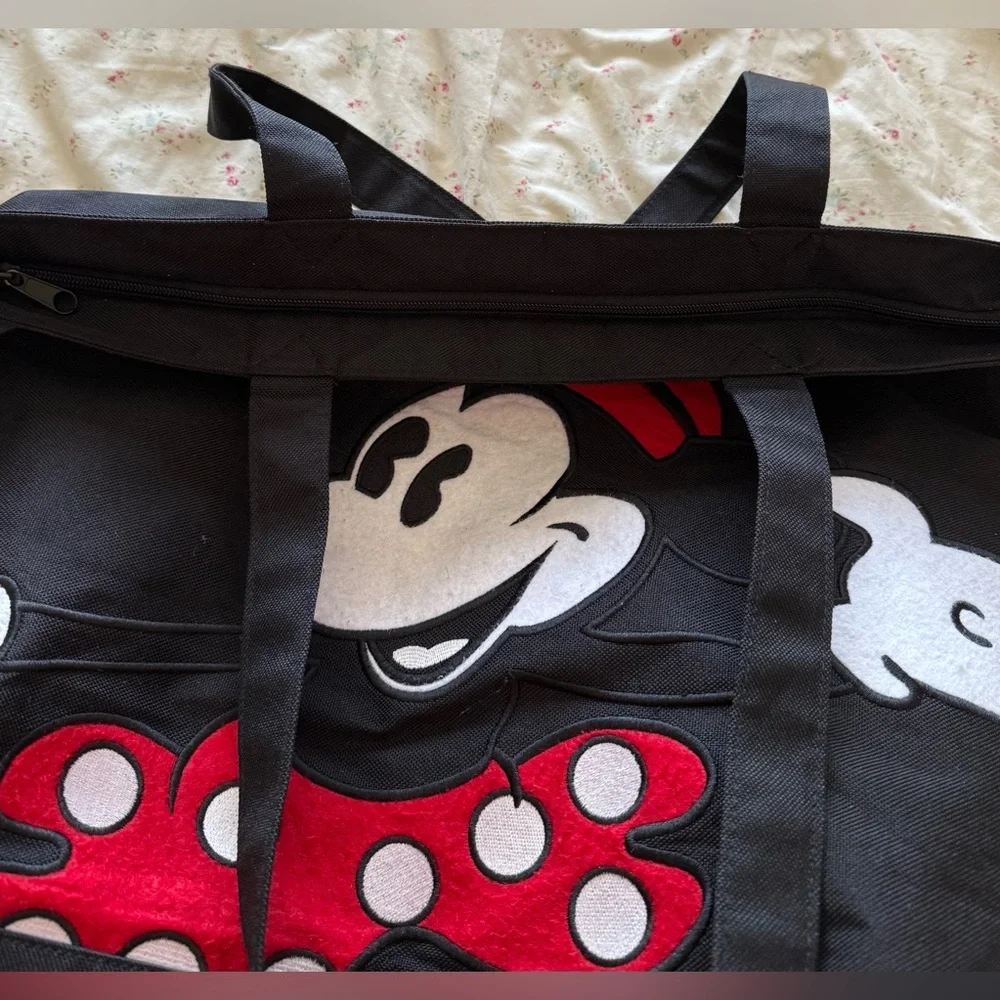 Disneyland Park Embroidered Minnie Mouse Zippered Tote