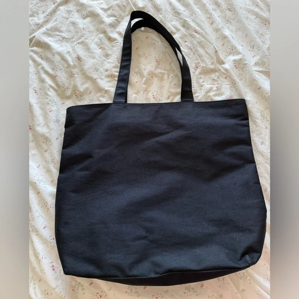 Disneyland Park Embroidered Minnie Mouse Zippered Tote