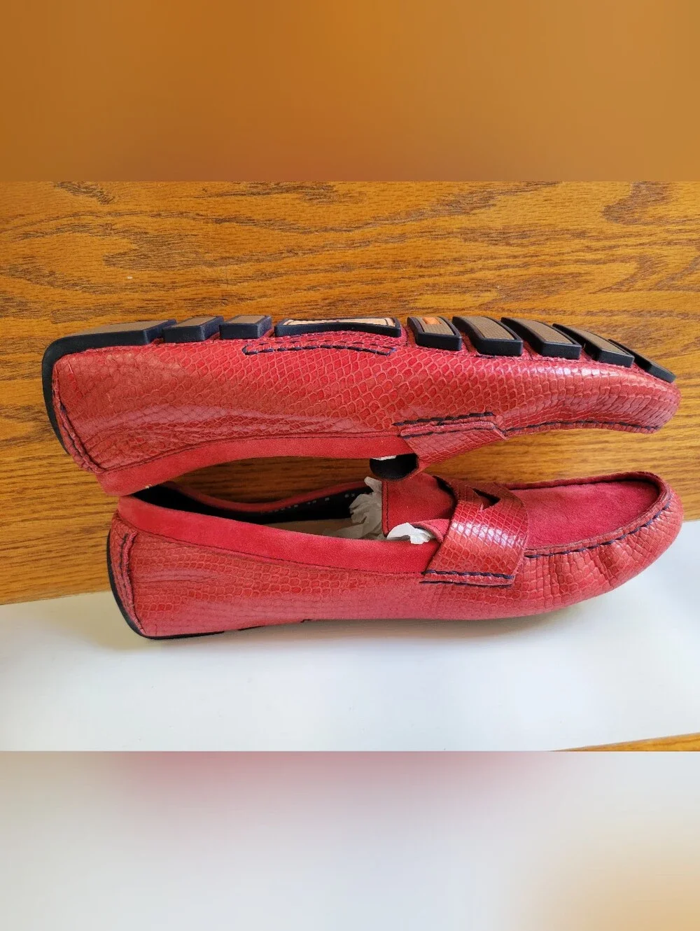 Cole Haan Nike Air Women’s Red Driving Loafers Size 10, Never Worn