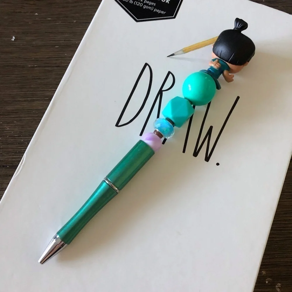 Disney Doorables: Raya & the Last Dragon: Chief Benja handmade beaded pen