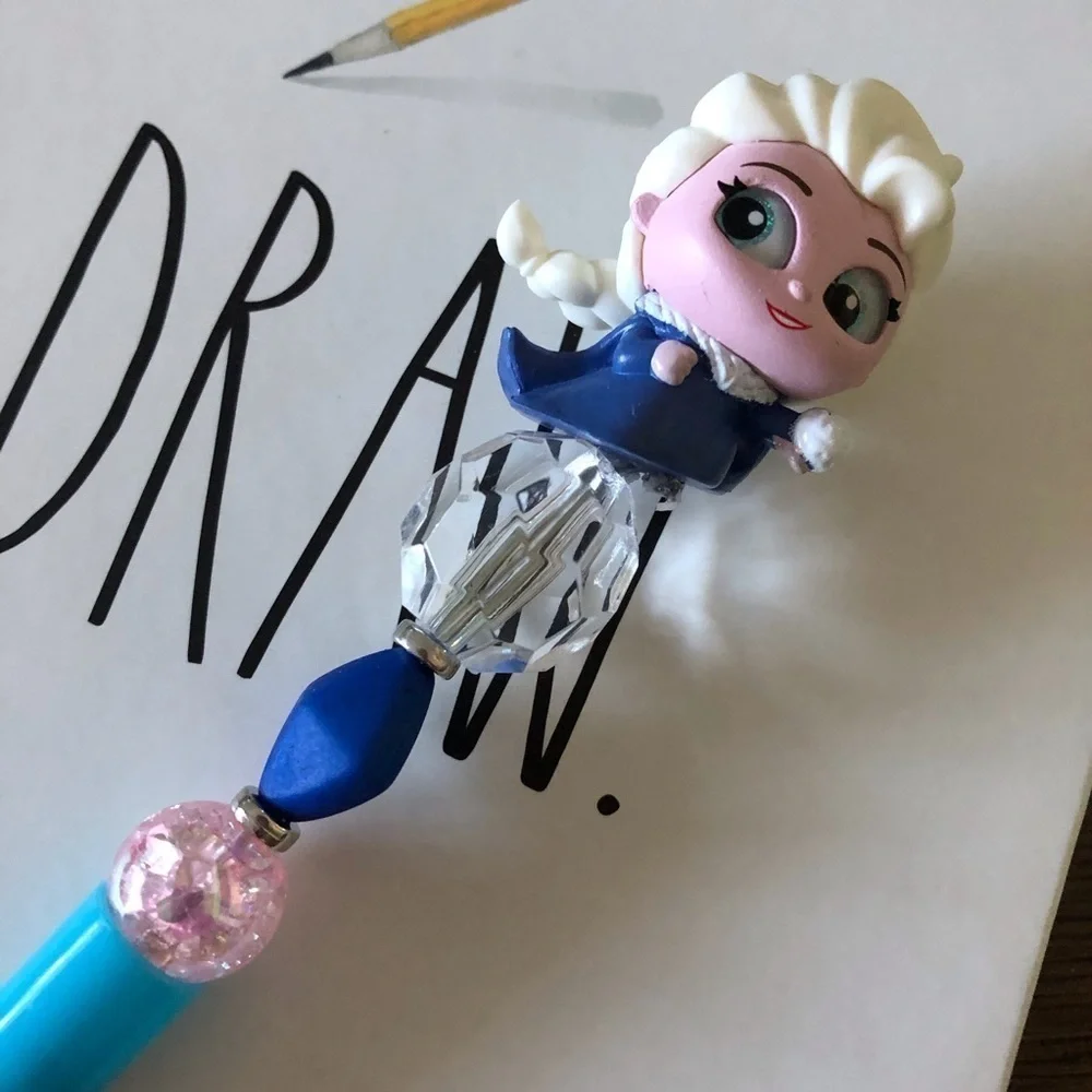 Disney Doorables: Frozen: Elisa handmade beaded pen