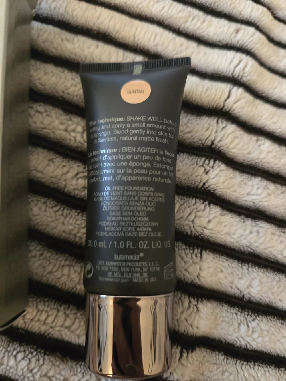 BNIB Laura Mercier Silk Crème Oil-Free Photo Edition Foundation - Suntan (30mL)