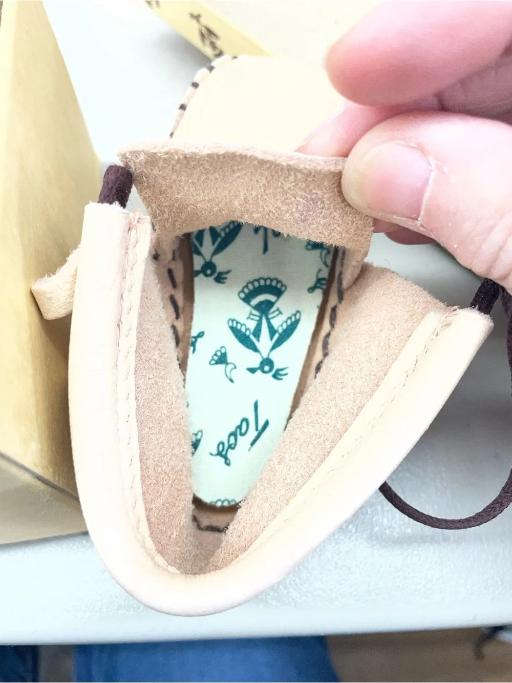 Taos Footwear Women's Cream Leather Moccasins with Brown Laces