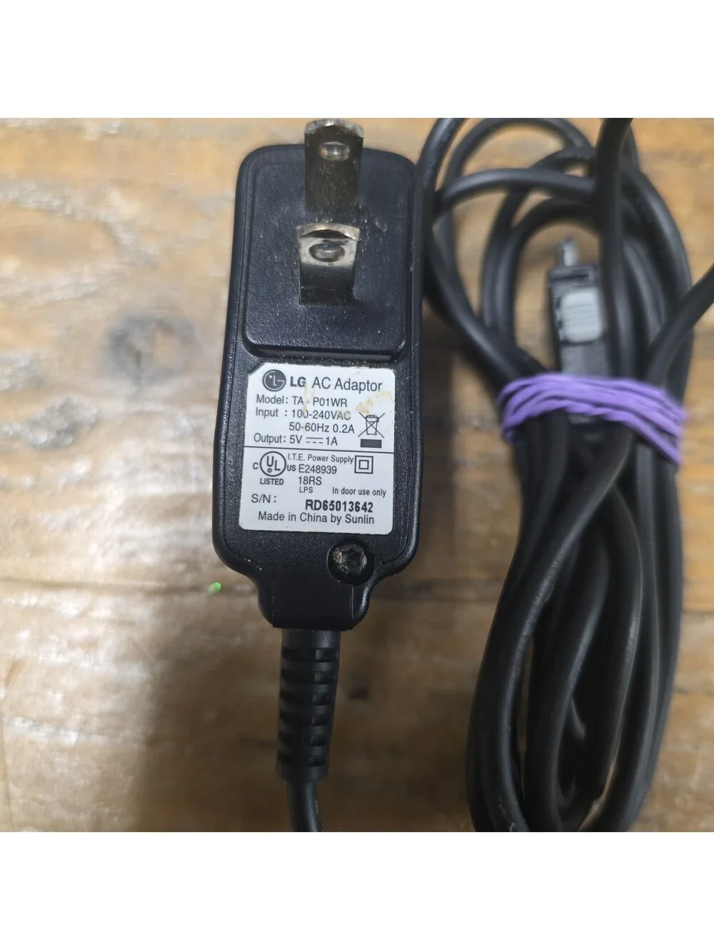 OEM LG TA-P01WS / TA-P01WR Travel Wall Charger for LG VX3200 VX3300-A Cell Phone