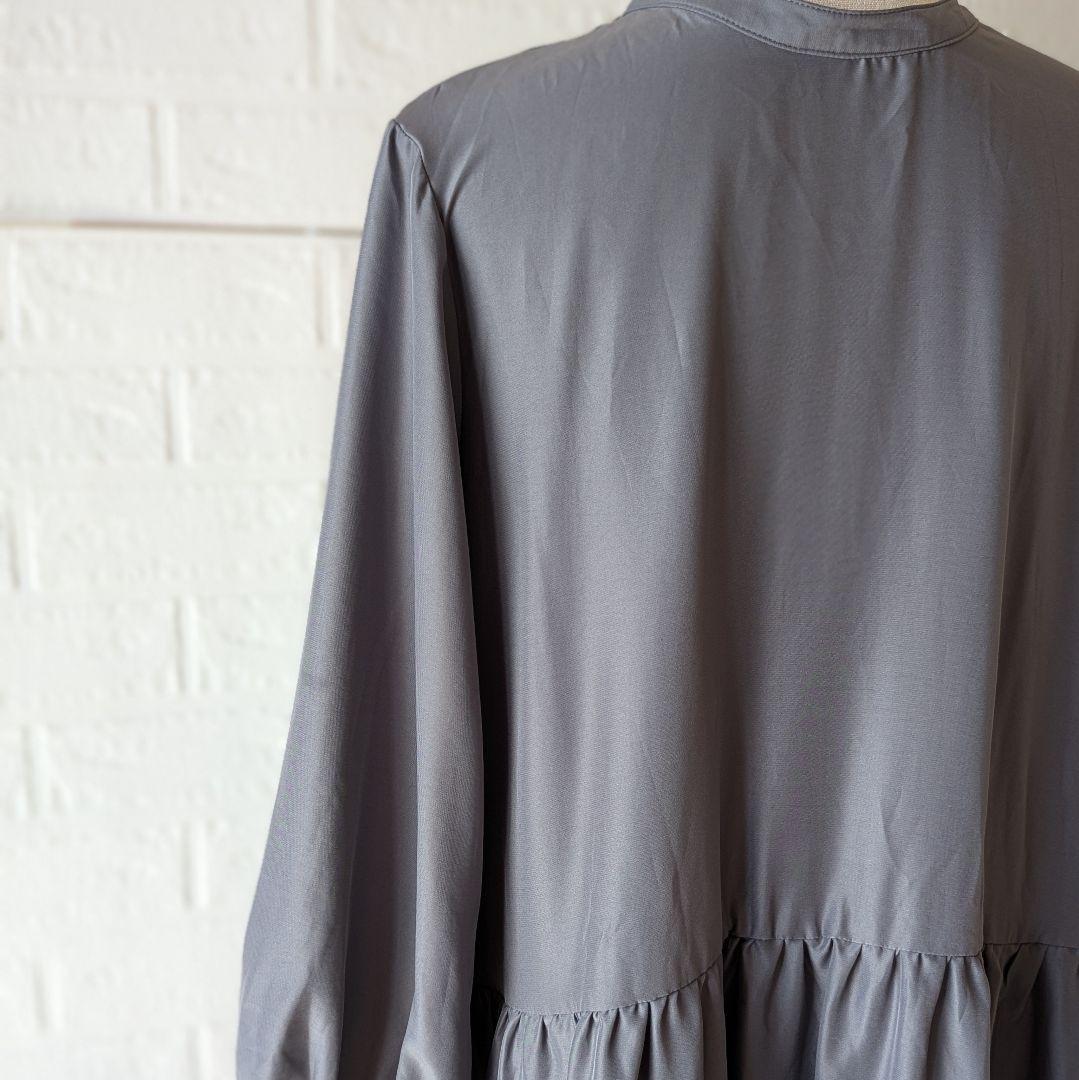 Long dress, long sleeves, gray, stand collar, gathered, relaxed fit