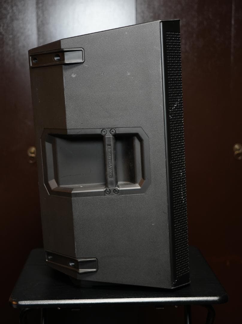 Electro-Voice ZLX-12P (2 units) with dedicated covers