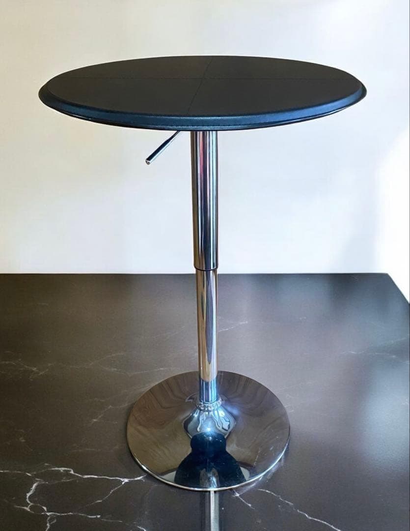 Bargain auction listing ★ Simple and sophisticated design bar table, height adjustable