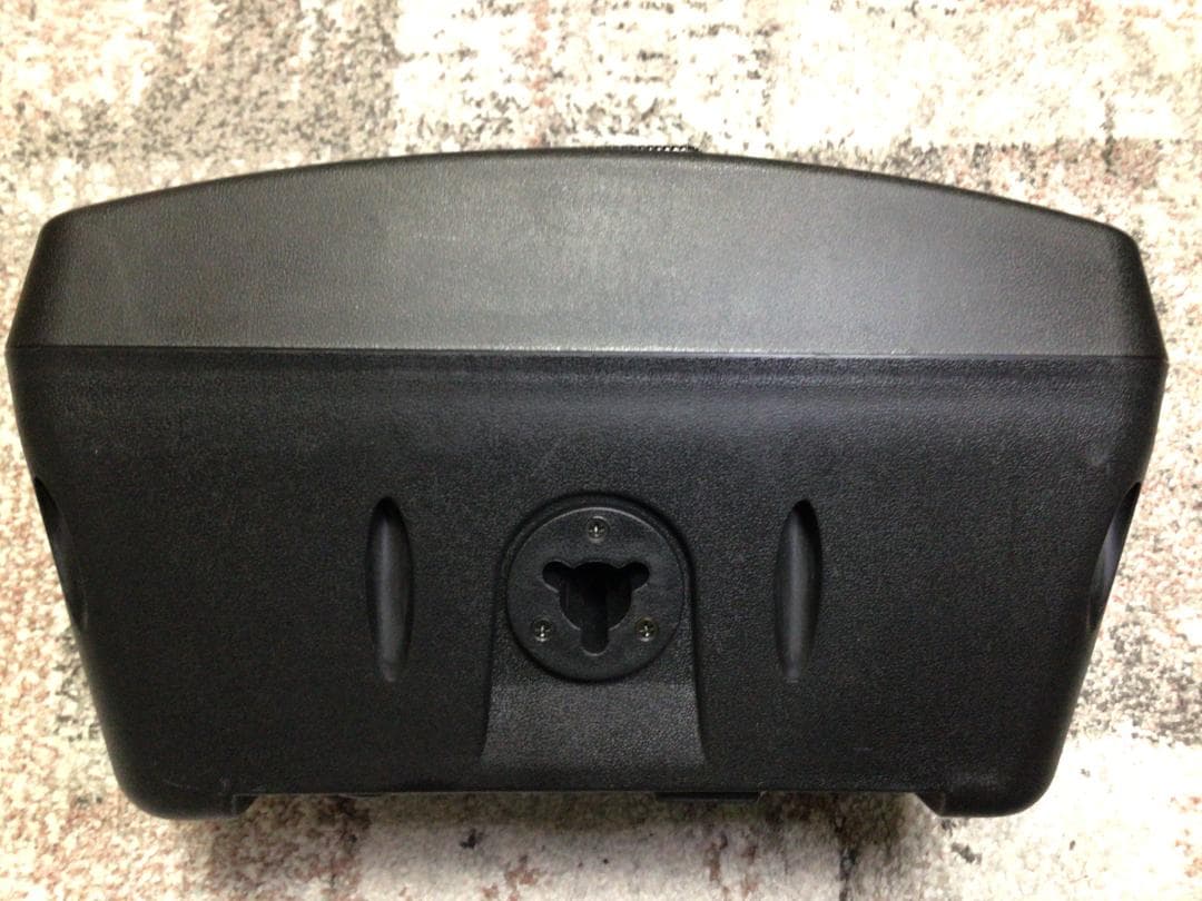 CLASSIC PRO / MoniOne Portable PA Speaker