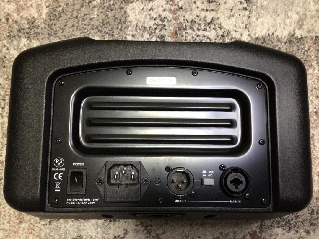 CLASSIC PRO / MoniOne Portable PA Speaker